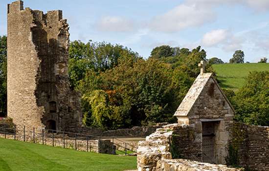The ruins of a castle